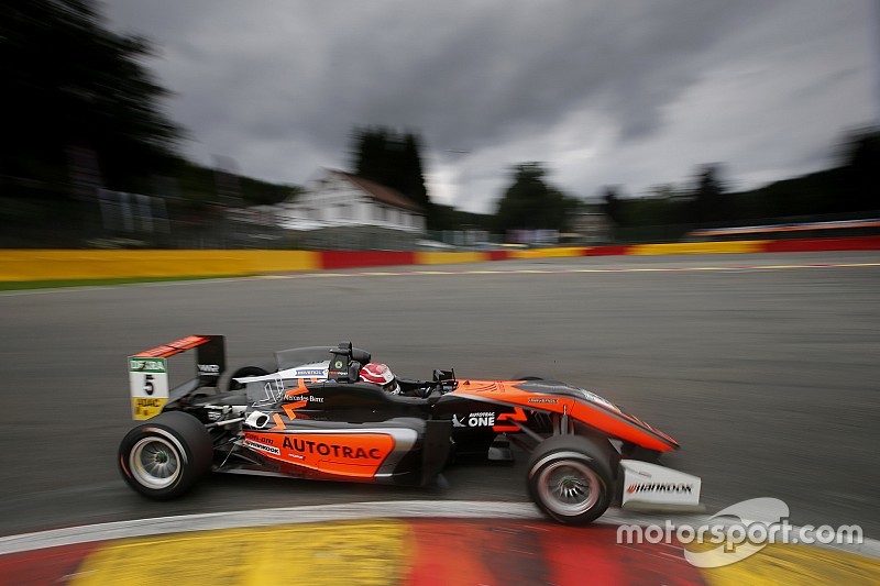 Pedro Piquet relembra tentativa de ultrapassagem na Holanda