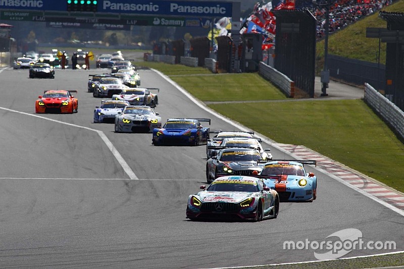 GT300クラスは29台が年間エントリー。チームの顔ぶれも大きく変わる