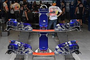 Toro Rosso: via un flap davanti e "c'è il cucchiaio" posteriore