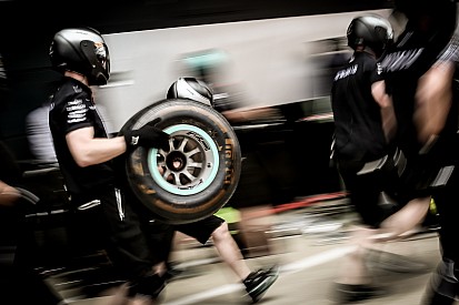Статистика Pirelli: шины сезона Формулы 1 в цифрах