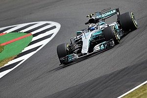 Bottas lideró la primera práctica en Silverstone