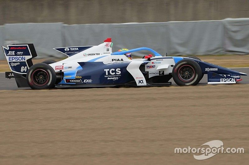 Palou bate el récord de la Súper Fórmula en Suzuka