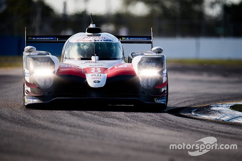 Toyota empieza mandando en los libres de Sebring