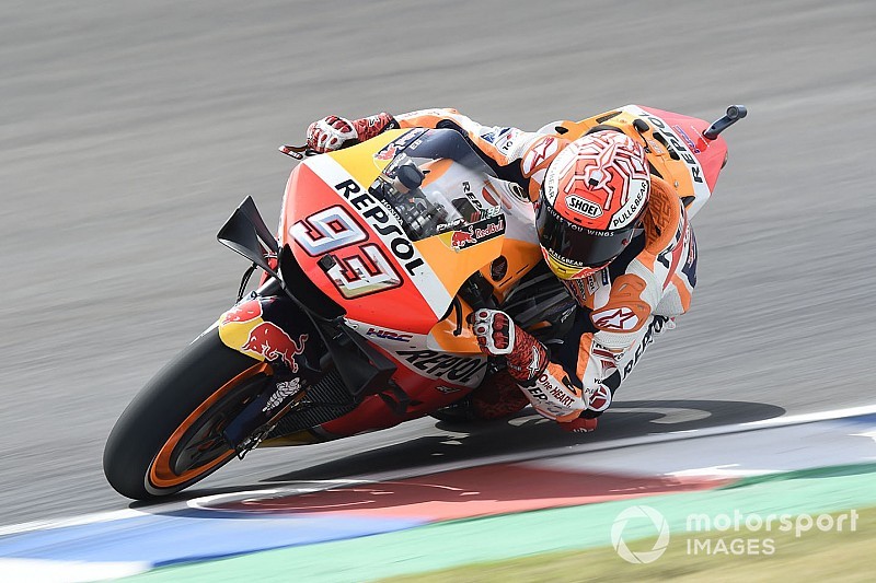 Márquez le plus rapide "sur le papier"