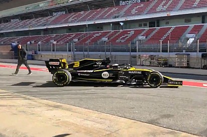 Renault, 2019 aracını Barcelona'da piste çıkardı!