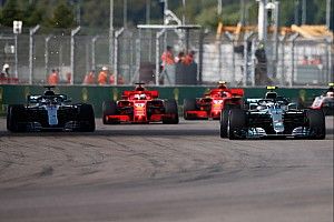 Raikkonen: Sorun yaşamıyoruz, Mercedes gelişmiş görünüyor