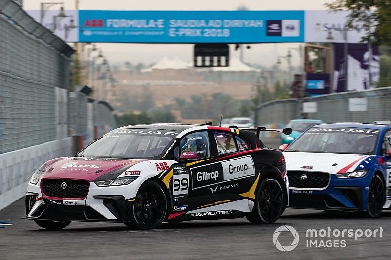 Evans vence primeira prova do Jaguar I-Pace com Jimenez em 2º