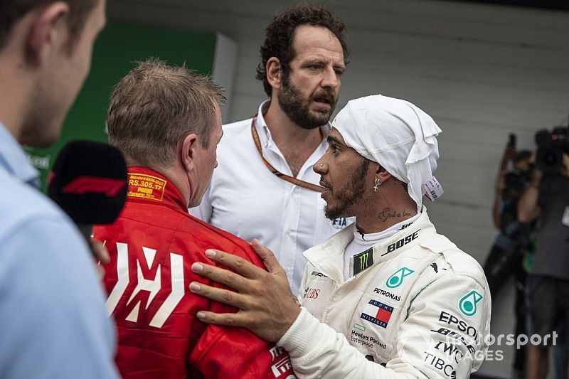 Lewis Hamilton, Mercedes AMG F1 and Kimi Raikkonen, Ferrari in Parc Ferme 