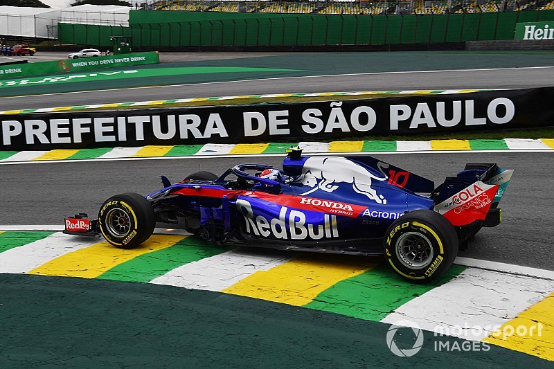 ブラジルFP1速報:フェルスタッペンが首位発進。ガスリーは15番手