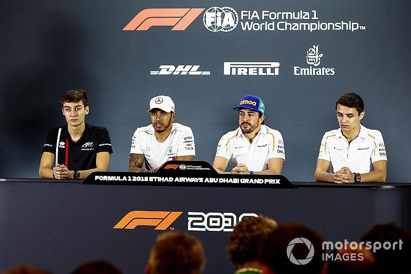 Stewart: "Hamilton está pilotando muy bien, pero ha tenido suerte en su carrera"