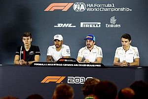 Stewart: "Hamilton está pilotando muy bien, pero ha tenido suerte en su carrera"