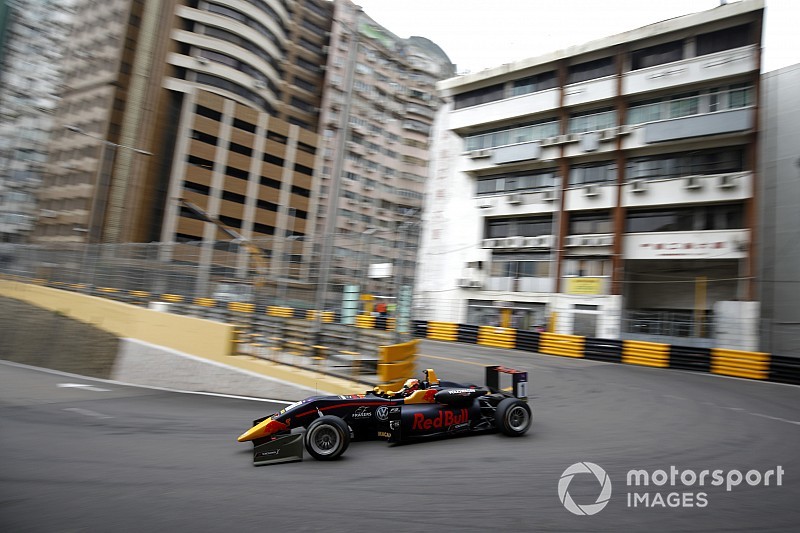 Ticktum consegue pole provisória em Macau; Schumacher é 3º