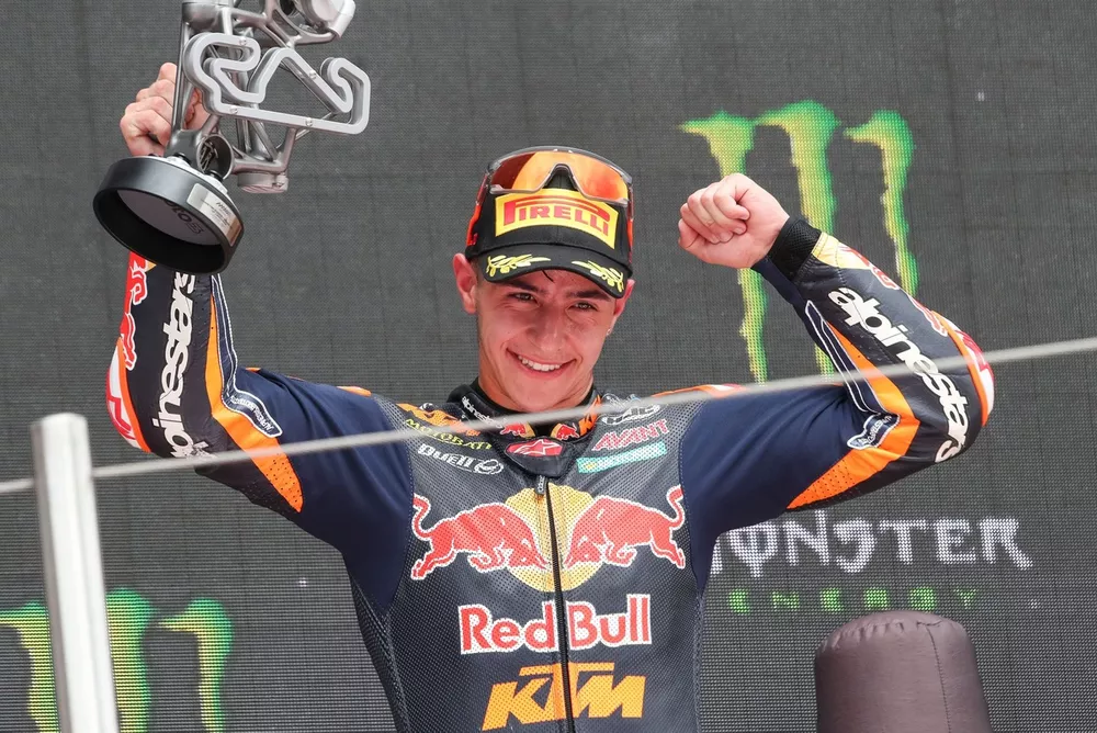 Podio: Jos&eacute; Antonio Rueda, Red Bull KTM Ajo