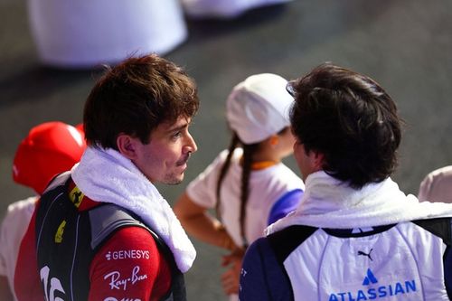 F1: Sainz dá detalhes de 'aventura' caótica e aluguel de van com Leclerc após Baku