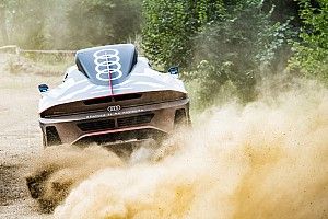Dakar: Sainz büszke az első napon szerzett második helyre az e-tron volánja mögött