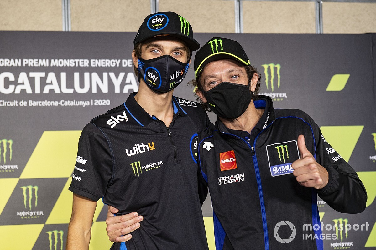 Ibu Rossi dan Marini Penasaran Lihat Kedua Putranya Bersaing
