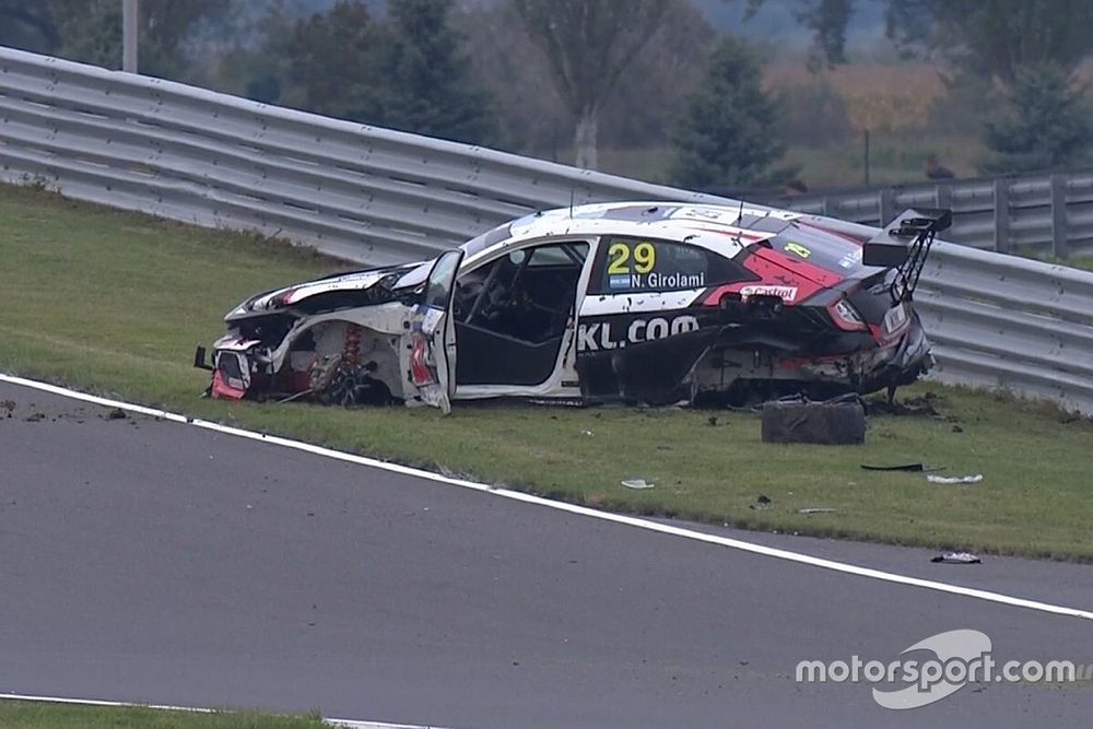 La Honda salva Girolami: botto da 27G e volo in aria, illeso!