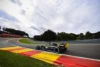 Mercedes desconfía del rápido Ricciardo en la salida de Bélgica