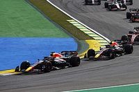 Pérez molesto ante Verstappen: tiene campeonatos gracias a mí