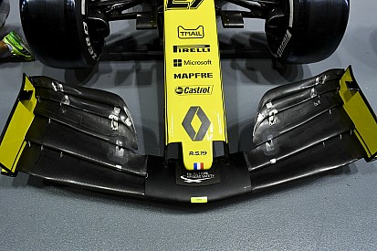 A Renault egy új első szárnnyal operál Japánban