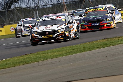Cammish: Jordan collisions under safety car a "farce"