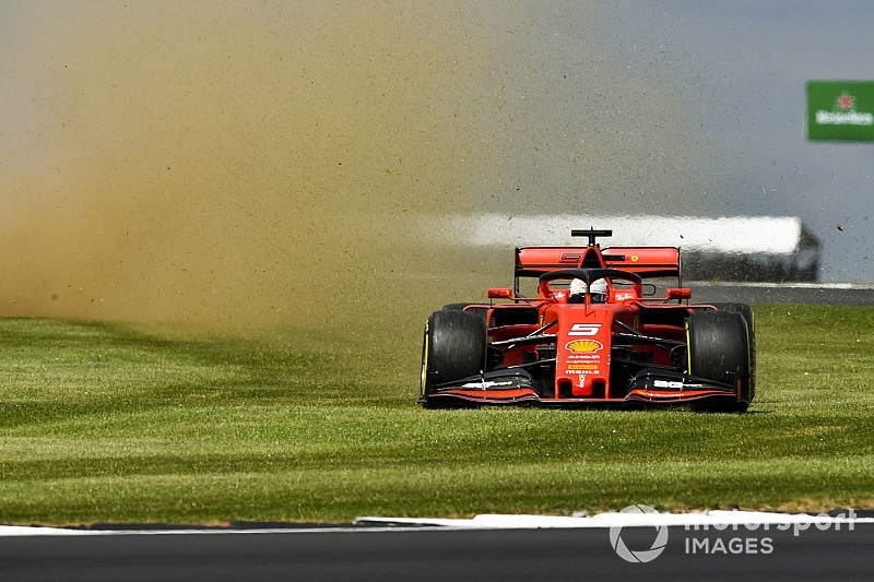 VÍDEO: Veja a pancada de Vettel em cima de Verstappen no GP da Grã-Bretanha de F1