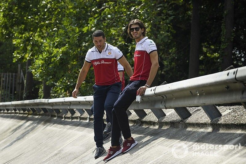 Giovinazzi fa autocritica: "Un voto? Per ora direi 5,5"