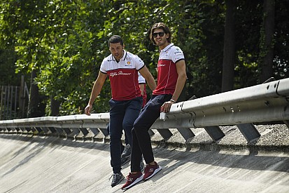 Giovinazzi fa autocritica: "Un voto? Per ora direi 5,5"