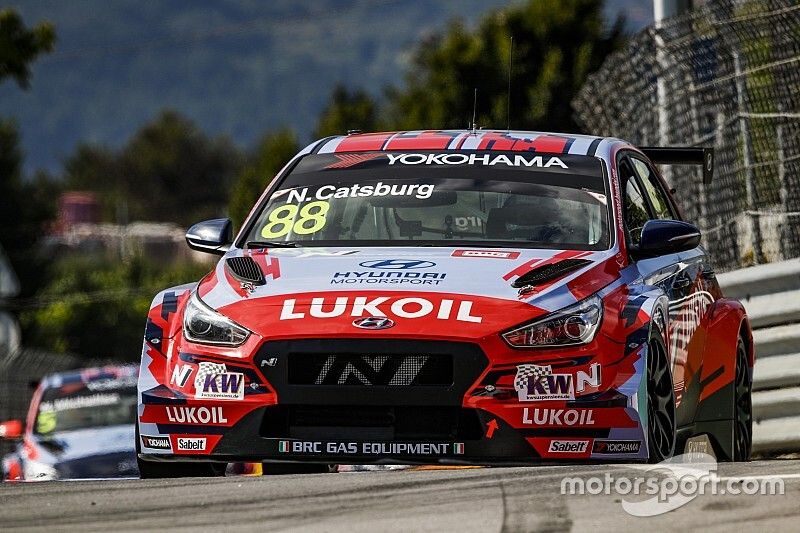 WTCR Vila Real: Michelisz wint soeverein, Catsburg keurig vijfde