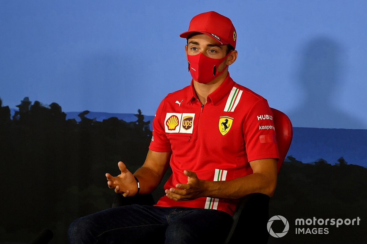 Alle F1-coureurs tegen racisme, maar niet iedereen wil knielen