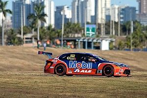 Stock Car: Na força e na tática Barrichello vence corrida 2 em Goiânia