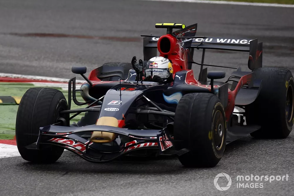 Race Winner Sebastian Vettel, Toro Rosso STR03 Ferrari