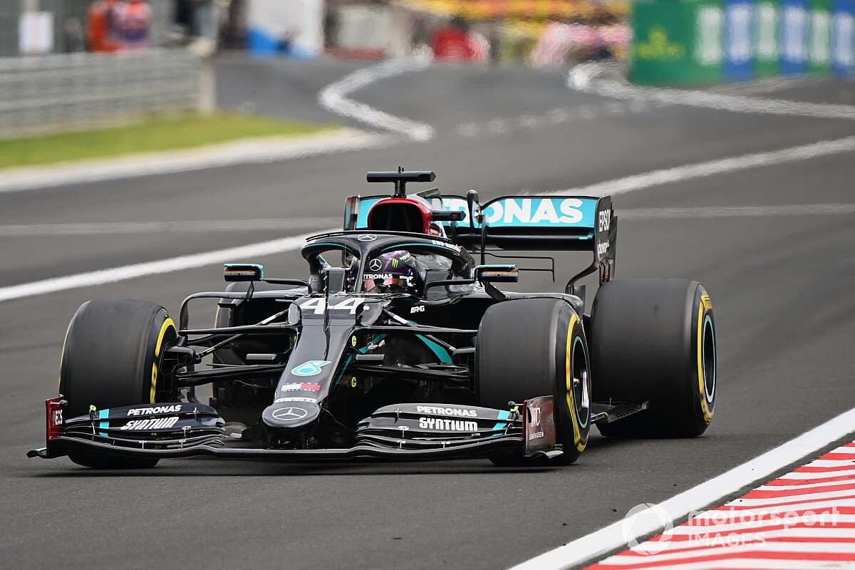 Brundle: ünnepelnünk kéne a fantasztikus Mercedest, de mindenki versenyzést akar látni, nemde?