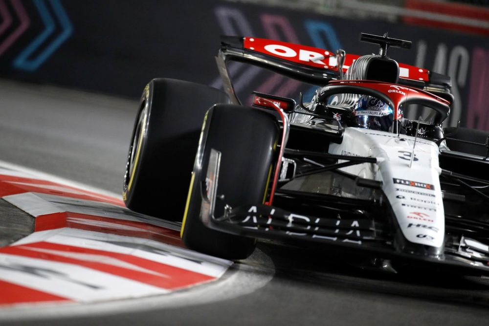 Daniel Ricciardo, AlphaTauri AT04