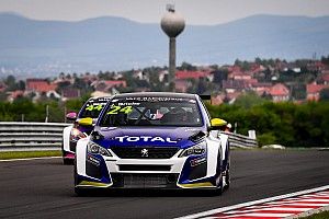 Julien Briché vince una Gara 2 del TCR Europe mozzafiato all'Hungaroring
