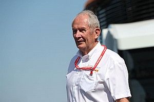 Марко призвал боссов Ф1 замедлить Mercedes