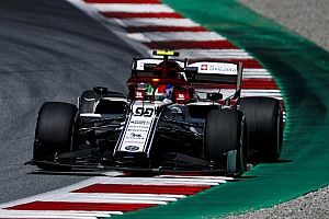 Primo punto per Giovinazzi in F1: "Meritato. Perez mi ha pressato tutto il tempo!"