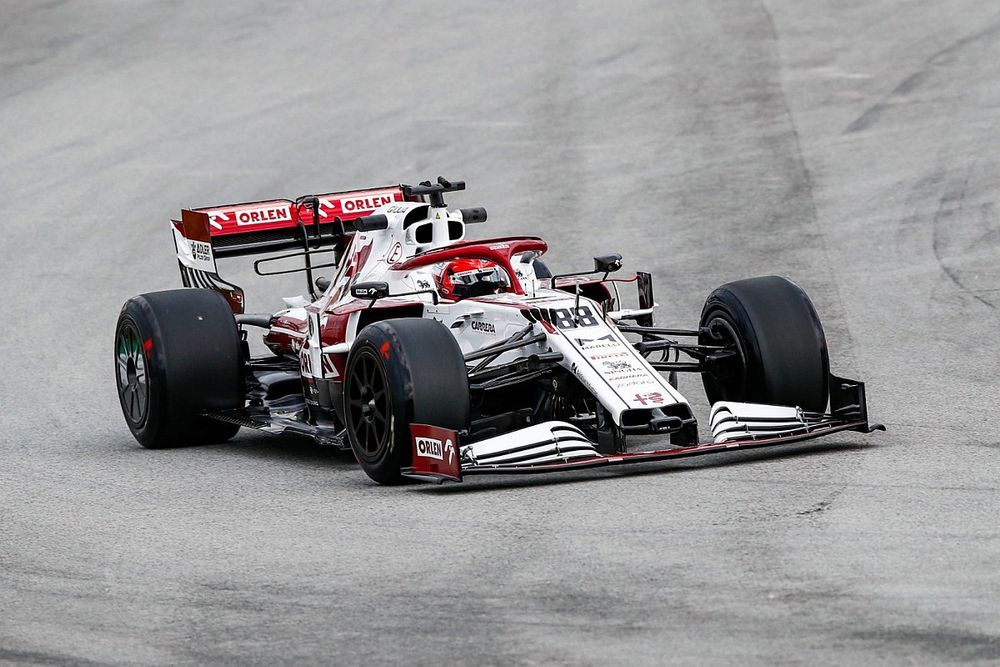 Test Pirelli: ecco Kubica con l'Alfa dotata delle gomme da 18