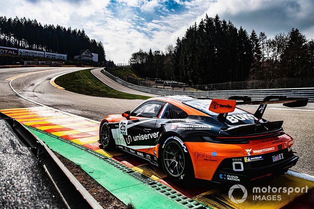 Porsche Carrera Cup Almanya: Spa'daki ilk yarışı Voorde kazandı, Ayhancan yarış dışı kaldı