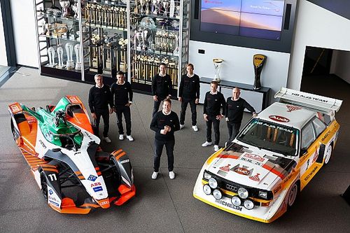 Audi signs Peterhansel, Sainz and Ekstrom for Dakar 2022 entry