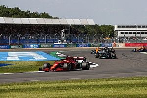 F1-Rennen Silverstone 2021: Hamilton bezwingt Leclerc in echtem Thriller!