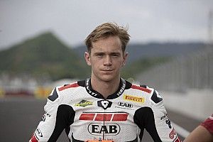 EAB Racing Team Turunkan Glenn van Straalen di WSSP 2022