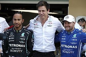 Valtteri Bottas Menyesal Gagal Bantu Lewis Hamilton Juara