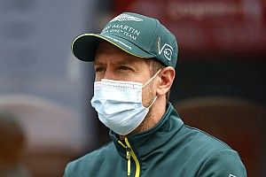 Vettel Belum Pede Kemudikan AMR21