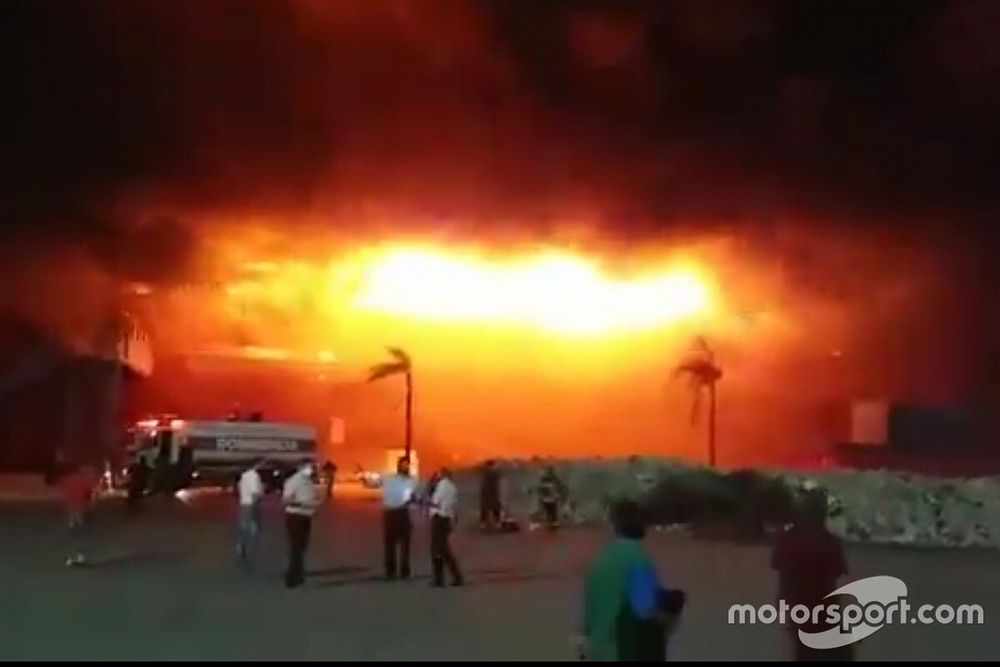 Un violent incendie touche le circuit du GP d'Argentine MotoGP