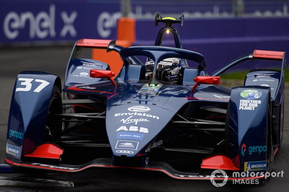 Rome E-Prix: Cassidy storms to maiden pole in wet qualifying