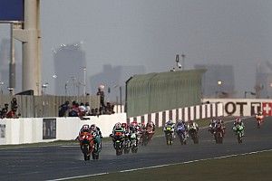 Sensatie in Moto3: Acosta zegeviert na start uit pitstraat