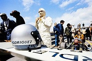 The mesmerising career of a lost Mexican hero