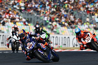WSBK Magny-Cours: Kersvers kampioen Rea wint, podium Van der Mark