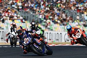 WSBK Magny-Cours: Kersvers kampioen Rea wint, podium Van der Mark